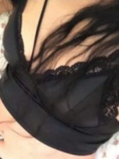 Mersin Balıketli Ela Gözlü Selin 24 Yaşında Kendi Yeri Var — Tozkoparan Escort, Mersin